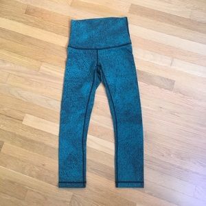 Lululemon Wunder Under Spray Jacquard Green Sz 4
